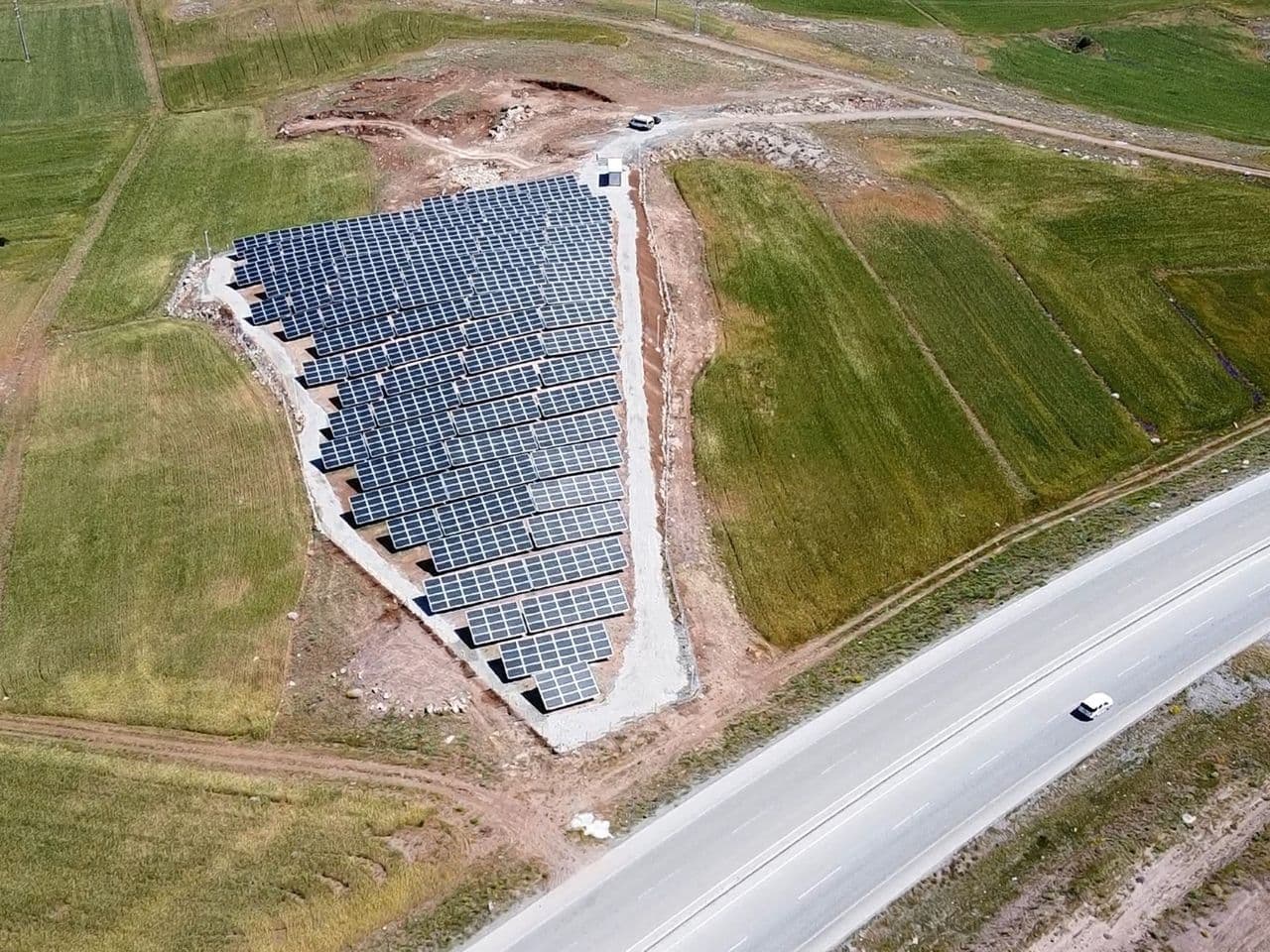 Sivas Zara 648 kWp Güneş Enerji Santrali Devreye Alındı.